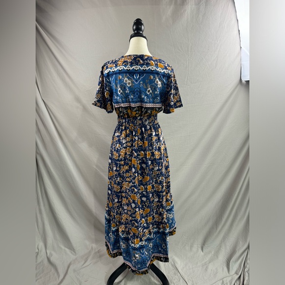 Boho Floral Bell Sleeve Asymmetrical Hem Dress - Picture 9 of 9
